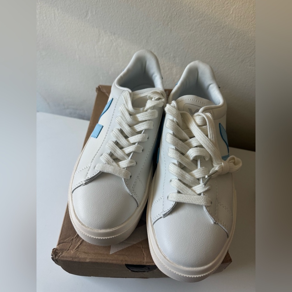 Veja Campo Leather Sneakers Women size 8 - Picture 5 of 6